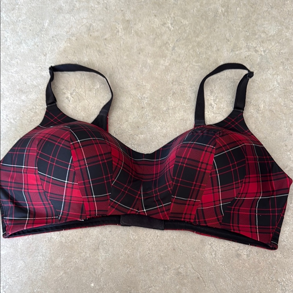 Plaid Red and Black Women's Bra new without tags torrid size 38D